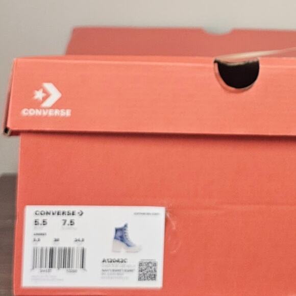 Converse Women's Chuck 70 de Luxe Heel Hi Tops Size 7.5 A12042C - Picture 8 of 8